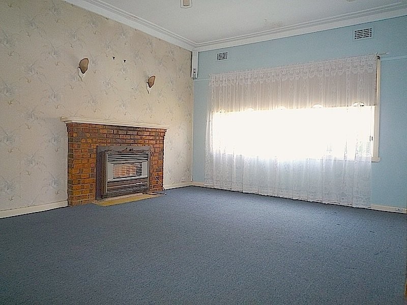 71 Thackeray Road, Reservoir VIC 3073