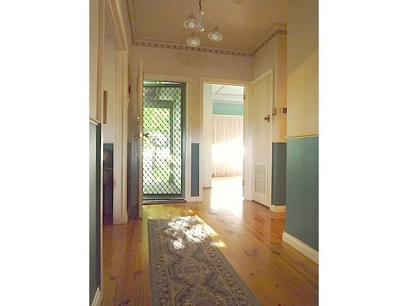 2 DON STREET, Reservoir VIC 3073