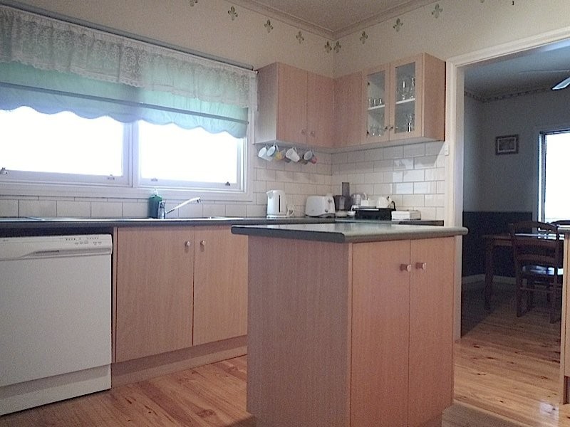 2 DON STREET, Reservoir VIC 3073