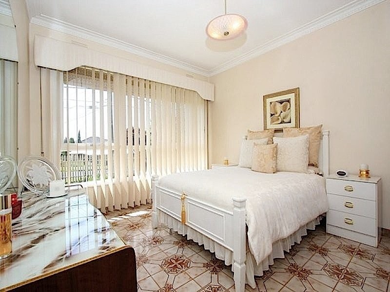 137 Broadhurst Avenue, Reservoir VIC 3073