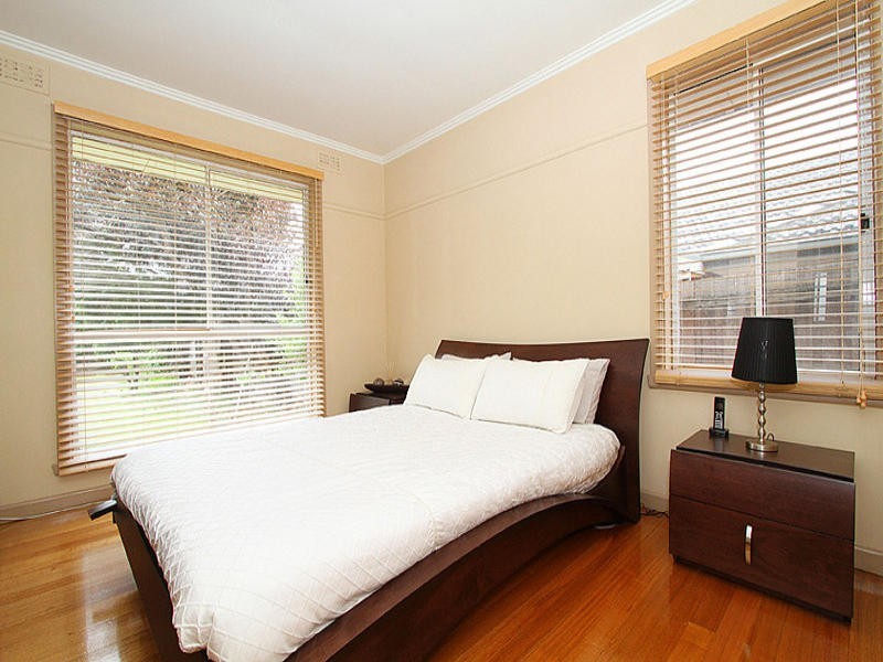102 Winter Crescent, Reservoir VIC 3073