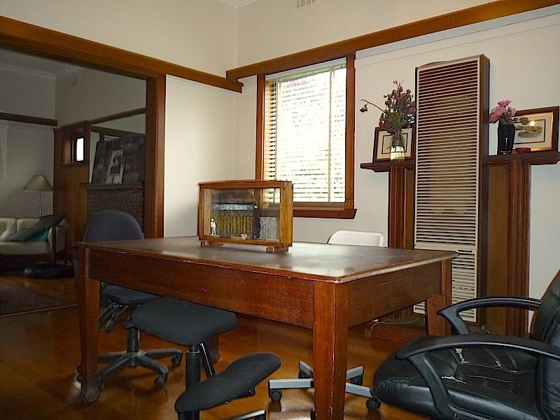 15 Leonard Street, Preston VIC 3072
