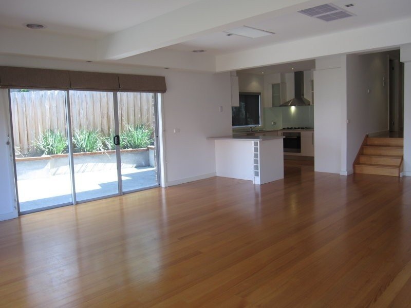 53C Miranda Road, Reservoir VIC 3073