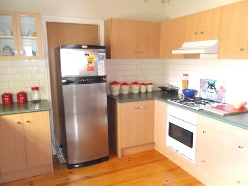 2 Don Street, Reservoir VIC 3073