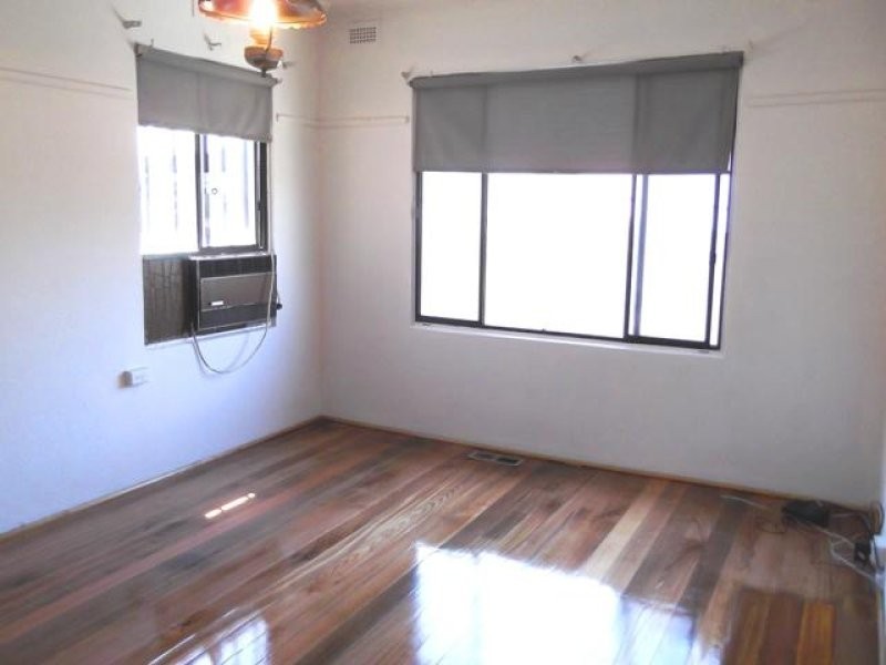 110 Summerhill Road, Reservoir VIC 3073