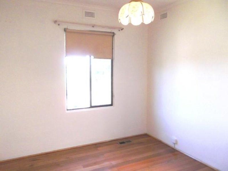 110 Summerhill Road, Reservoir VIC 3073