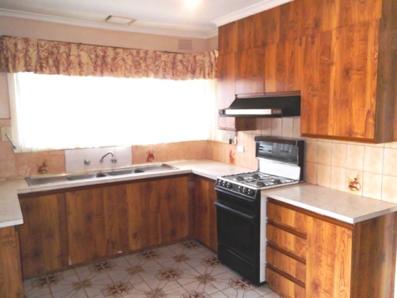 6 Luke Street, Reservoir VIC 3073