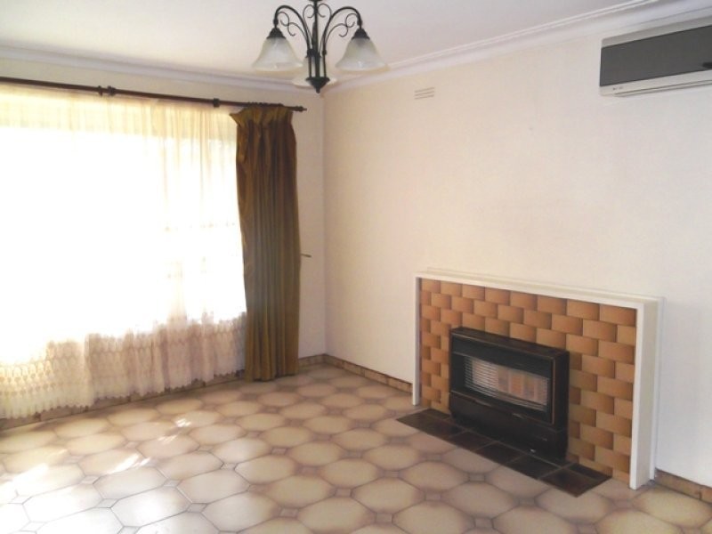 4 Ida Court, Reservoir VIC 3073