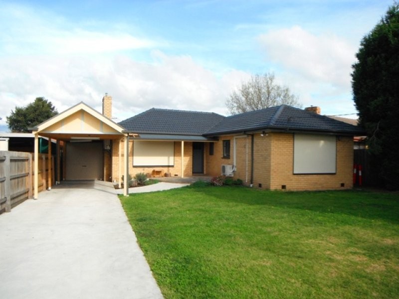 15 Banff Street, Reservoir VIC 3073