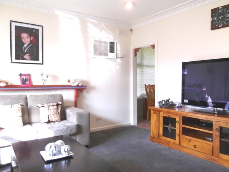 35 Keon Parade, Reservoir VIC 3073