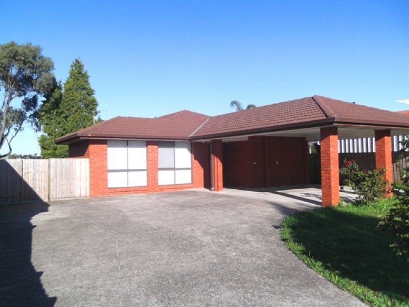 30 Lady Penrhyn Avenue, Mill Park VIC 3082