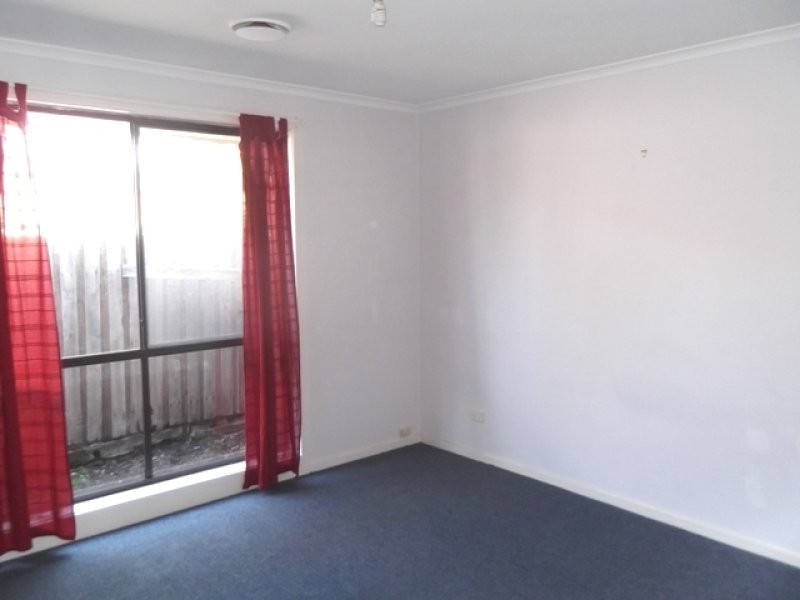 30 Lady Penrhyn Avenue, Mill Park VIC 3082