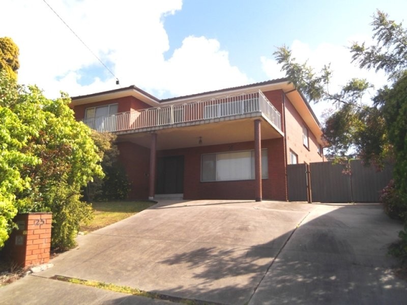 25 Ayr Street, Reservoir VIC 3073