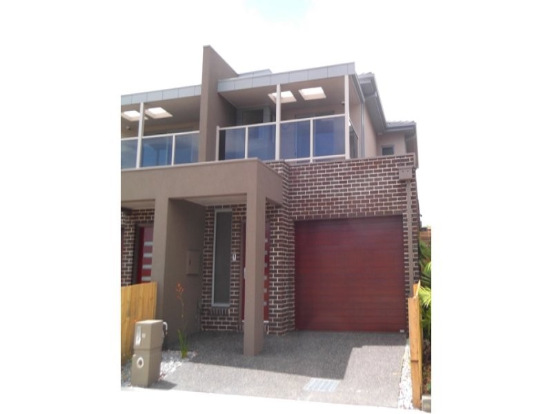 18 White Street, Reservoir VIC 3073