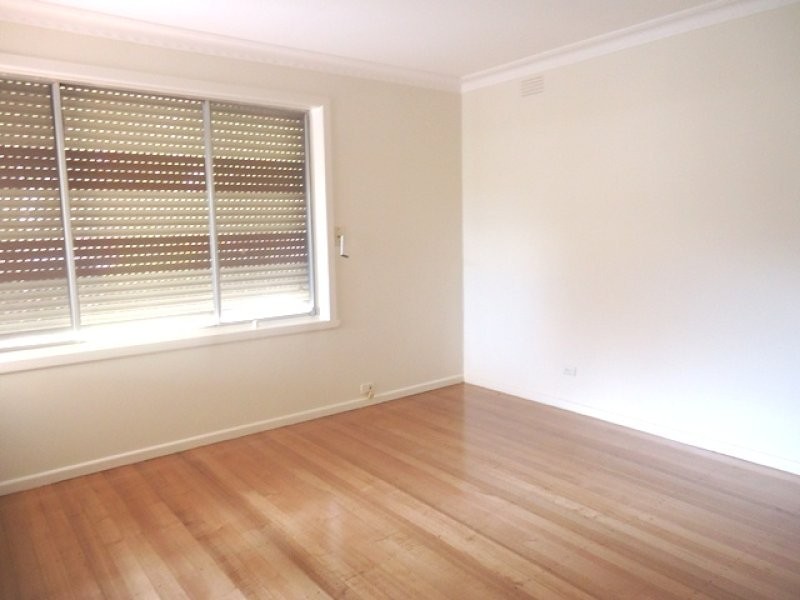 6 Luke Street, Reservoir VIC 3073