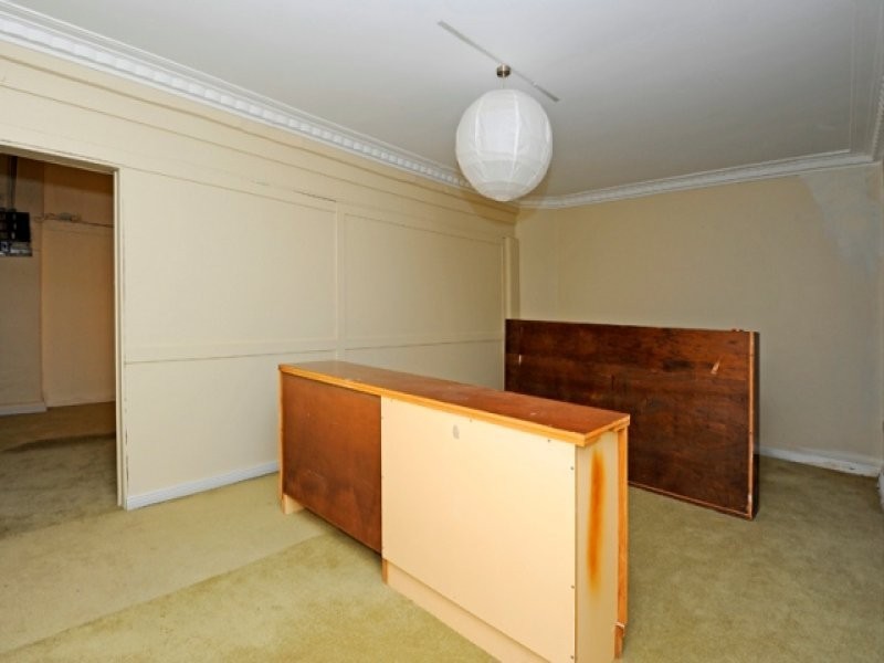 33 Crevelli Street, Reservoir VIC 3073