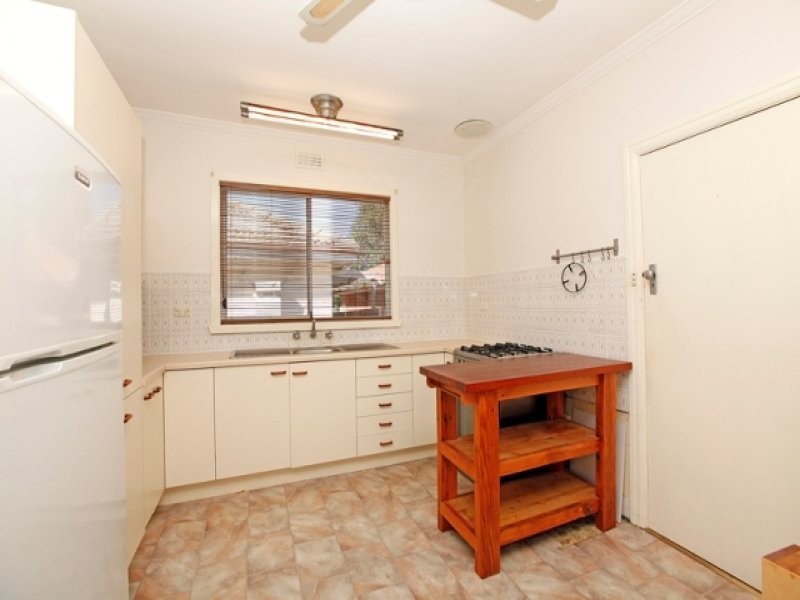 9 Corben Street, Reservoir VIC 3073