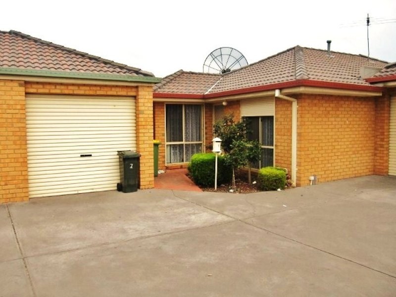 7 Elinda Place, Reservoir VIC 3073