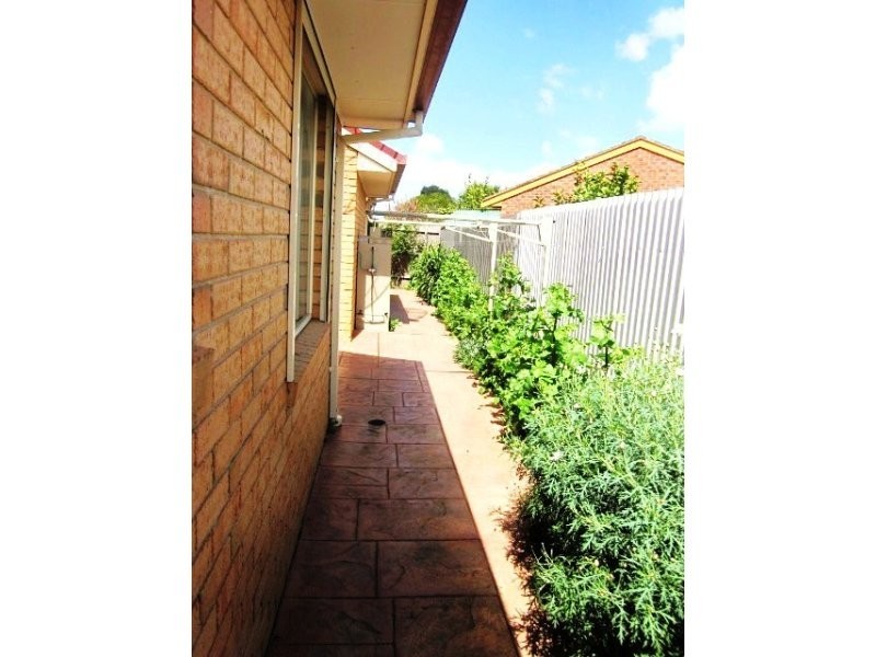 7 Elinda Place, Reservoir VIC 3073