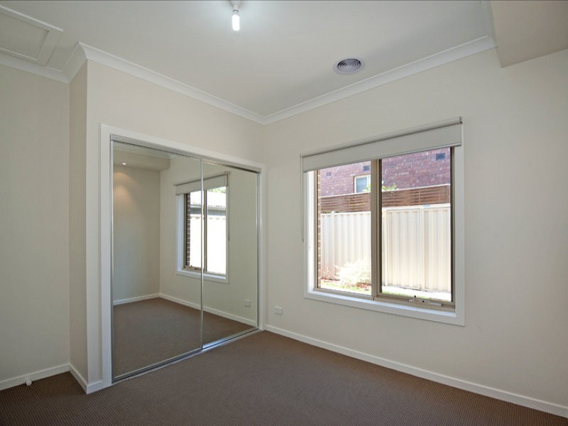 17 Wright Street, Reservoir VIC 3073