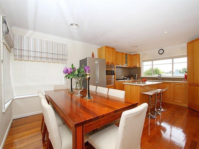 37 Wilson Blvd, Reservoir VIC 3073