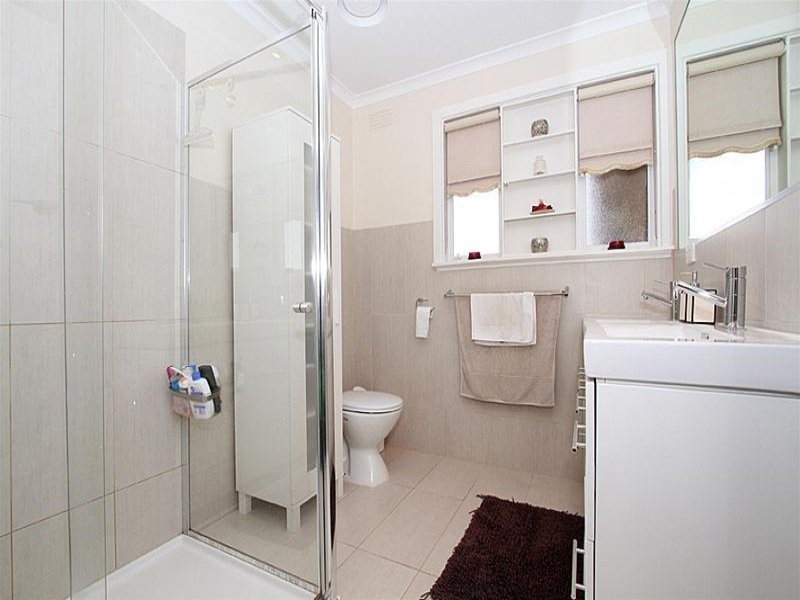 37 Wilson Blvd, Reservoir VIC 3073