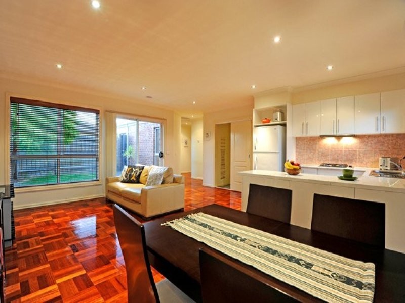 9 Marshall Drive, Reservoir VIC 3073