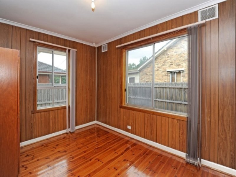 20 Winter Crescent, Reservoir VIC 3073