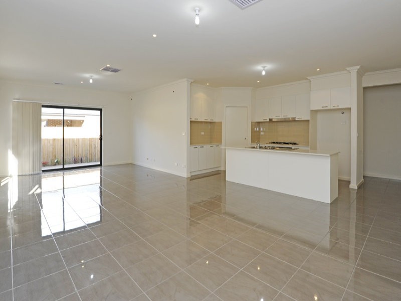 16 Wigan Close, Wollert VIC 3750