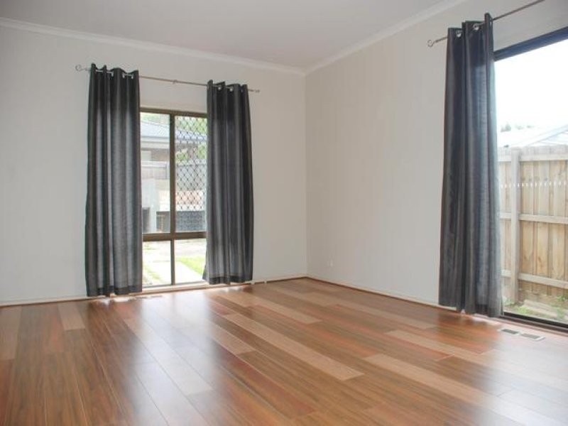 63 Yarra Avenue, Reservoir VIC 3073