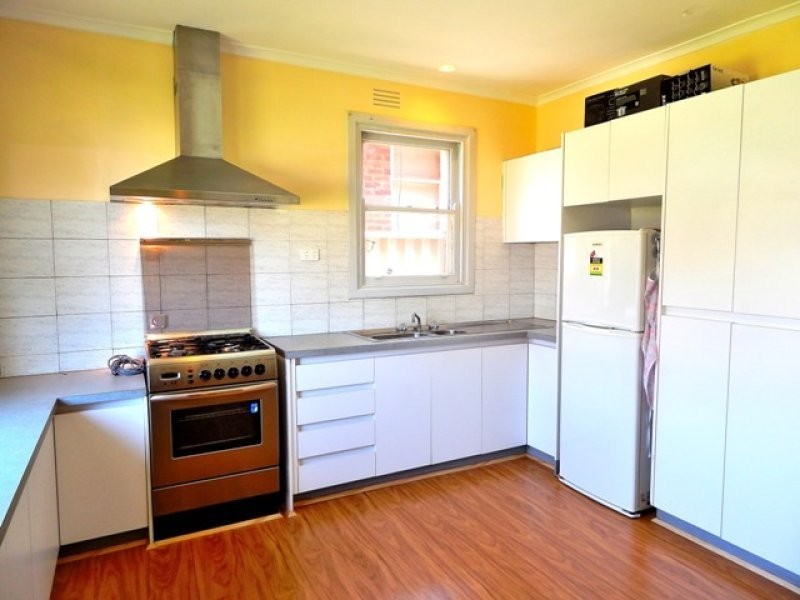 6 Laha Crescent, Preston VIC 3072