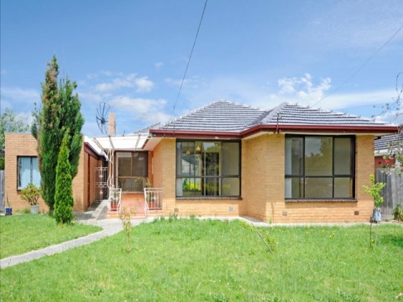 34 Dundee Street, Reservoir VIC 3073