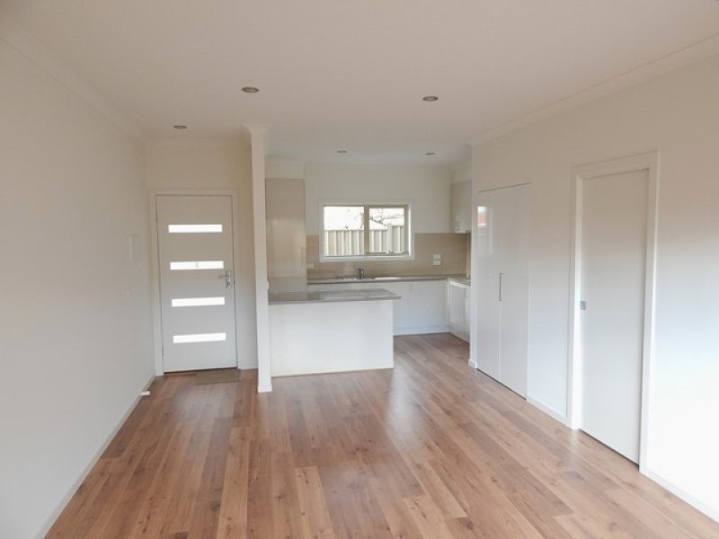 3/44 Boldrewood Parade, Reservoir VIC 3073