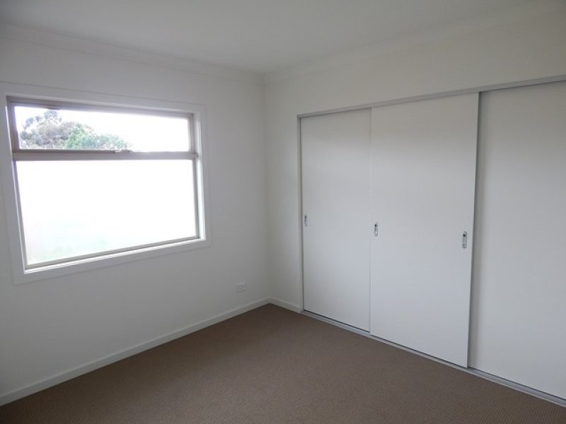 3/44 Boldrewood Parade, Reservoir VIC 3073