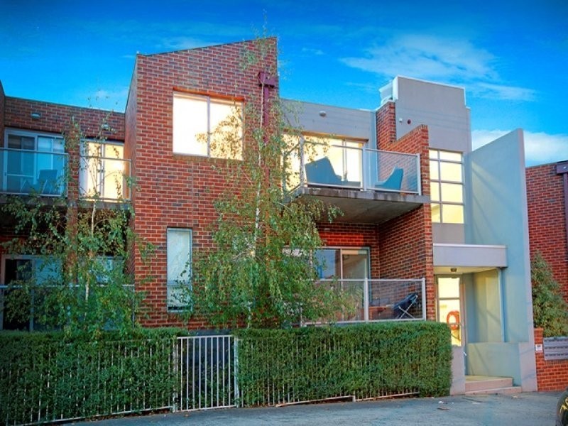 12/755 Plenty Road, Reservoir VIC 3073