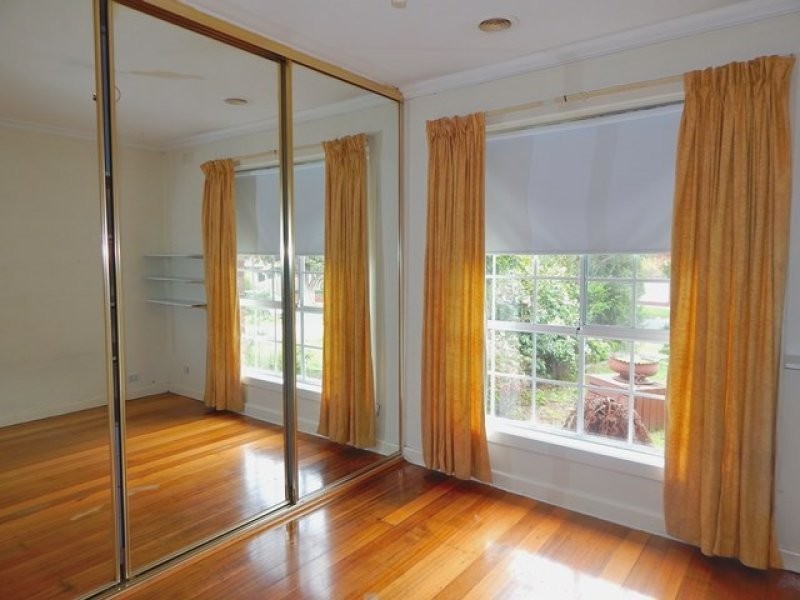 39 Taylor Avenue, Reservoir VIC 3073