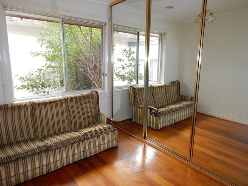 39 Taylor Avenue, Reservoir VIC 3073