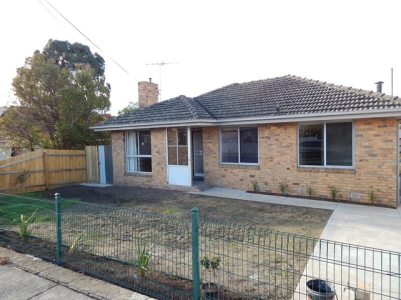 1/28 Charlton Crescent, Reservoir VIC 3073