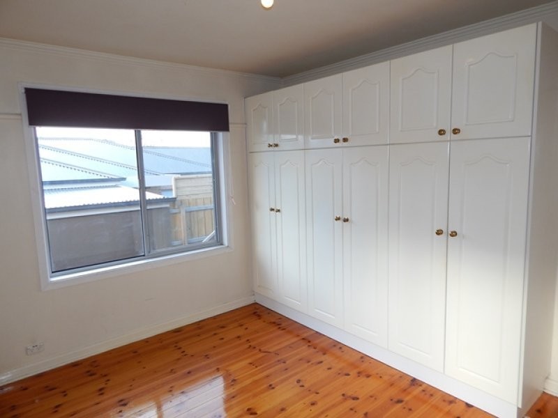 1/28 Charlton Crescent, Reservoir VIC 3073
