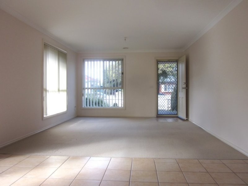 1/11 Leonard Avenue, Glenroy VIC 3046