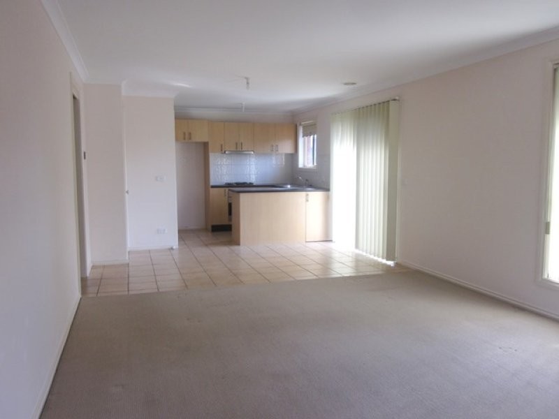1/11 Leonard Avenue, Glenroy VIC 3046
