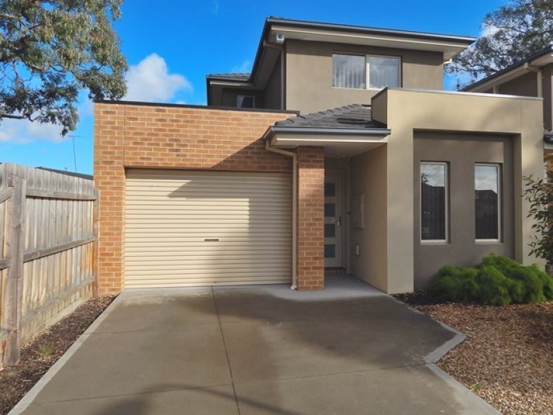 3 Nirvana Drive, South Morang VIC 3752