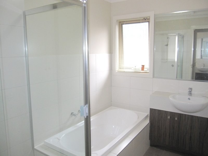 3 Nirvana Drive, South Morang VIC 3752