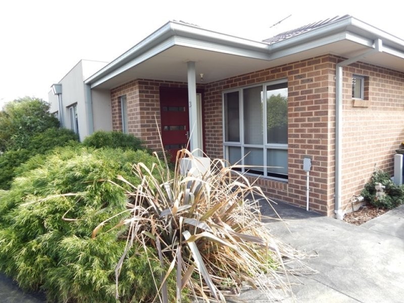 3/13 Clarke Street, Thomastown VIC 3074