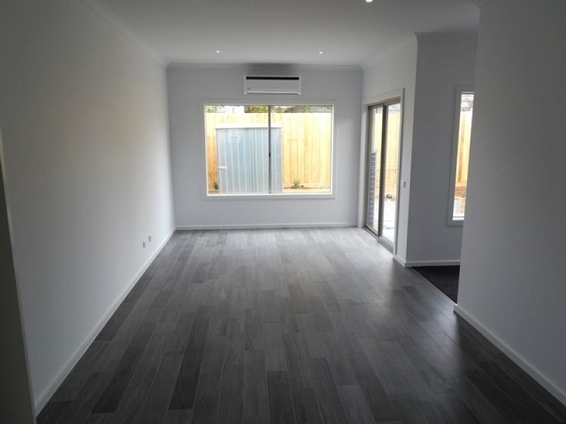 3/15 Cuthbert Road, Reservoir VIC 3073