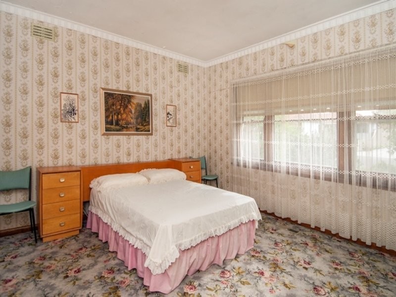 32 Orrong Avenue, Reservoir VIC 3073