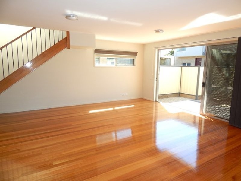 4/70 Miranda Road, Reservoir VIC 3073