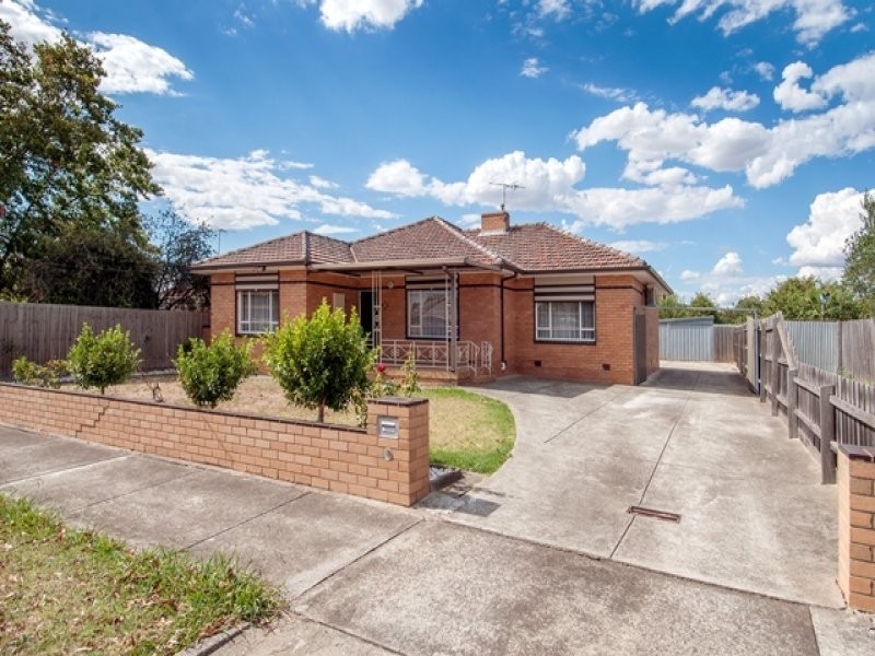 12 Asquith Street, Reservoir VIC 3073