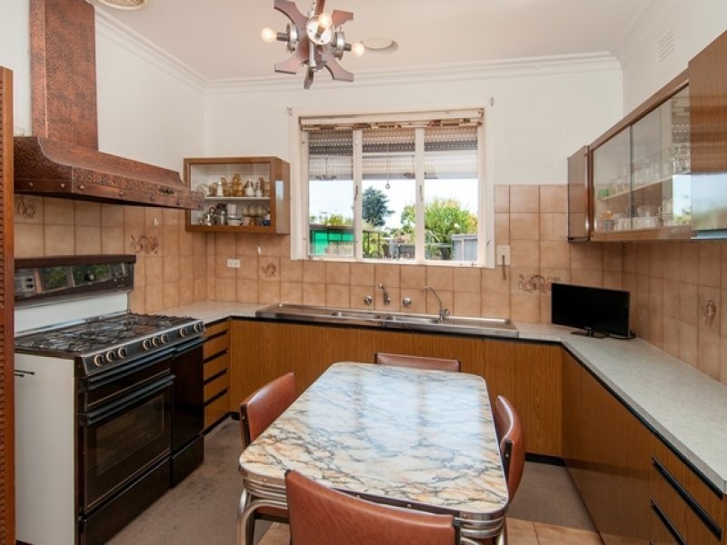 12 Asquith Street, Reservoir VIC 3073