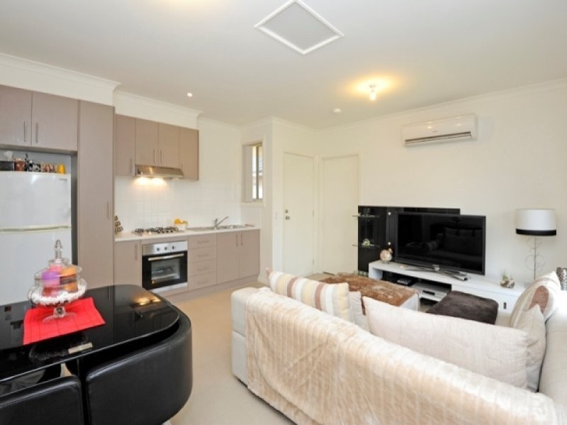 1/7 David Street, Lalor VIC 3075